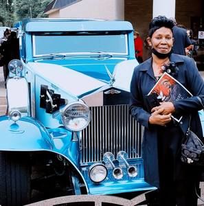 Meet your Posher, Jackie